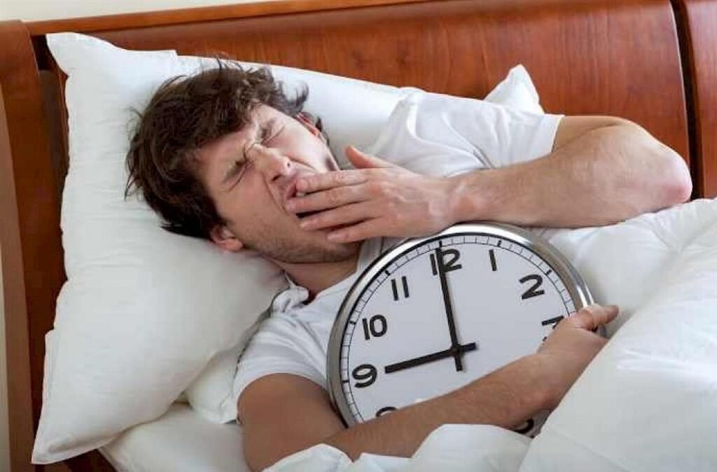 ما سبب كثرة النوم